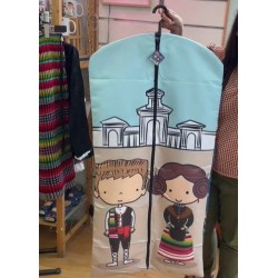 Manchegos porta trajes